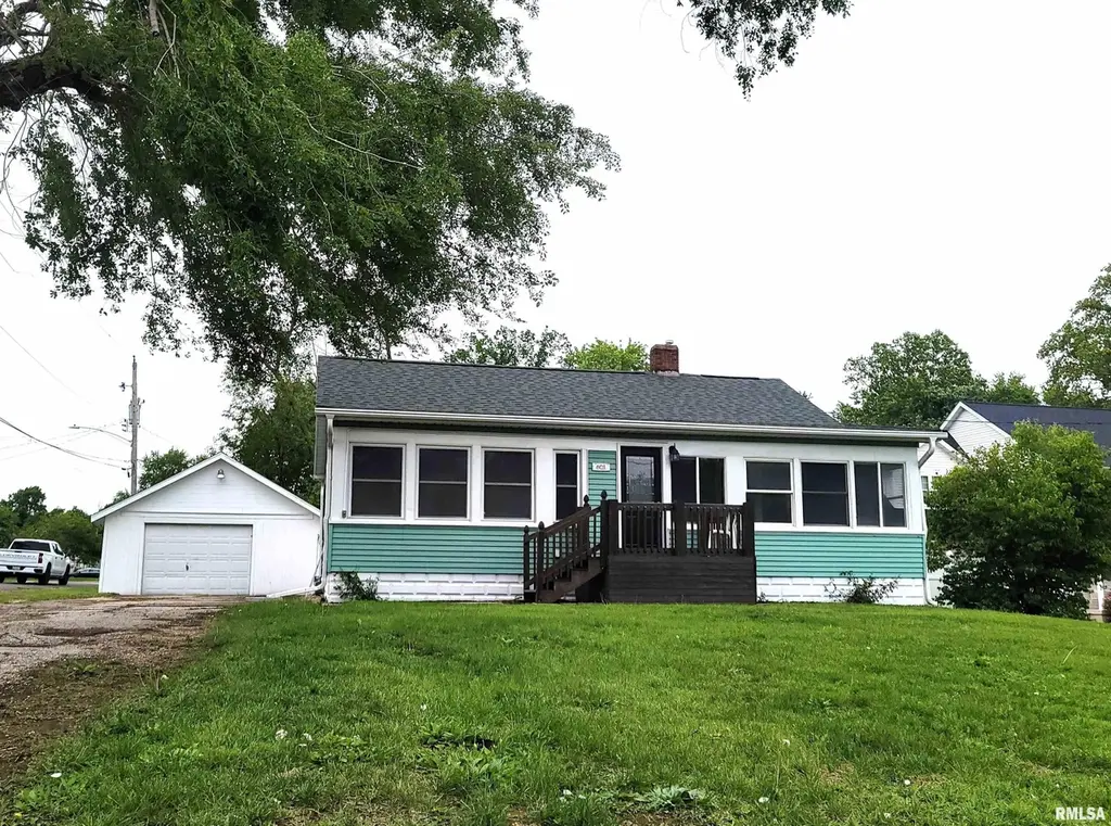 601 Pekin Ave