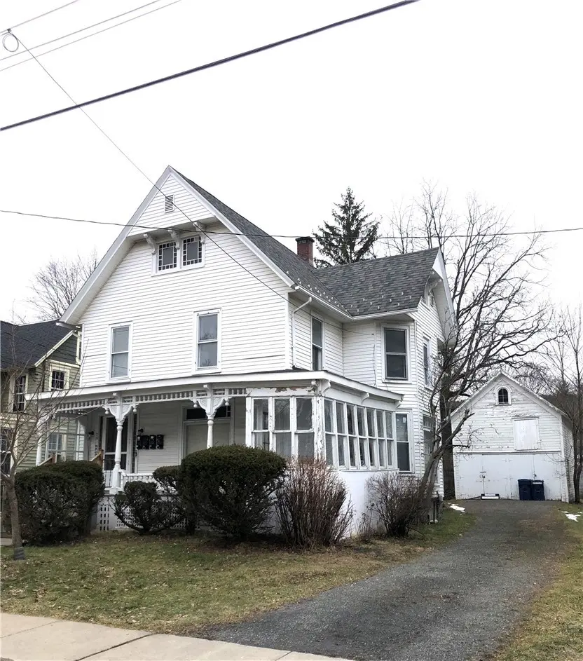 58 Maple St