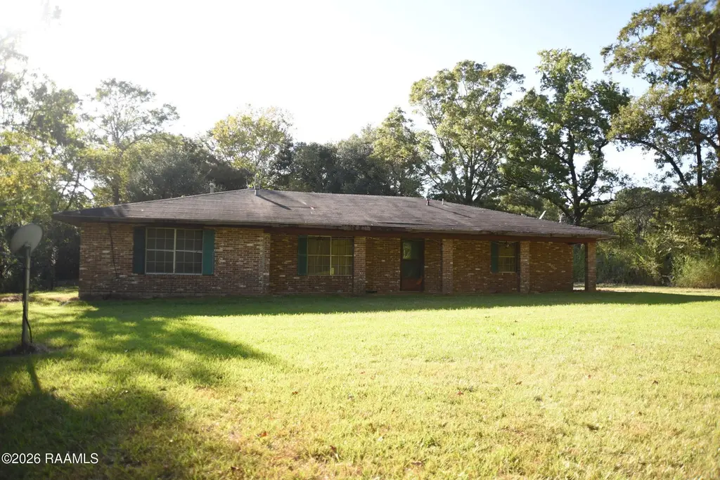 2081 Bayou Plaquemine Rd