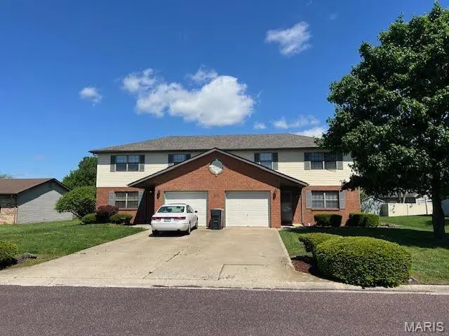 261 Aaron Ct Unit 1 & 2