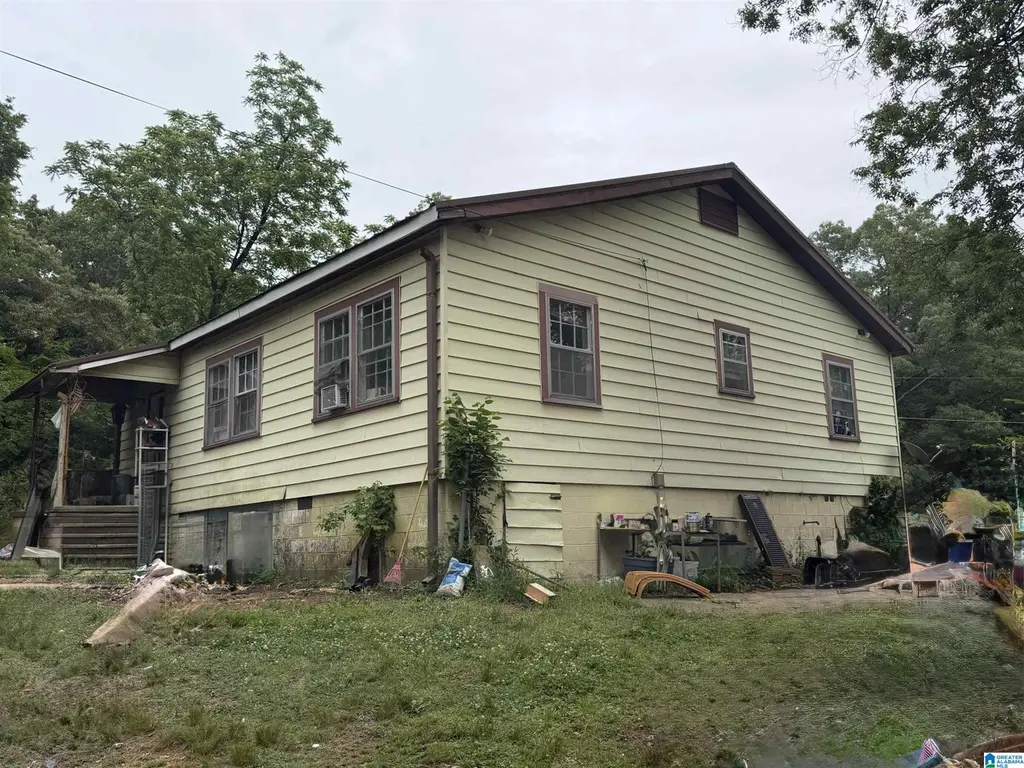 1201 Blue Bell Rd