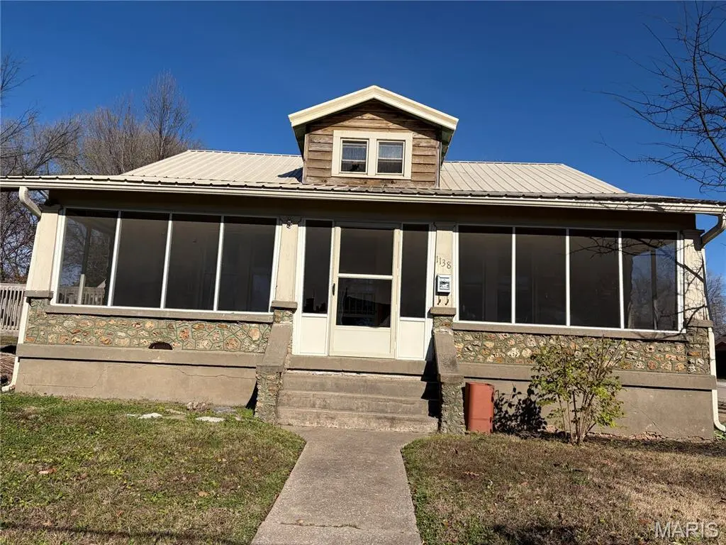 1138 Woodland Dr