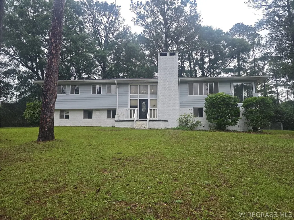 602 Cedar Dr