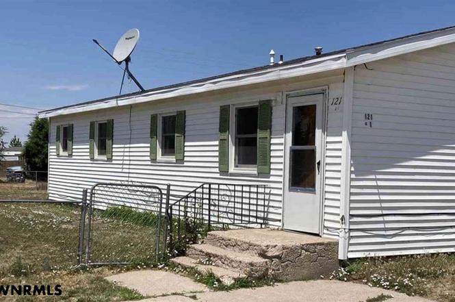 121 Elm Creek St