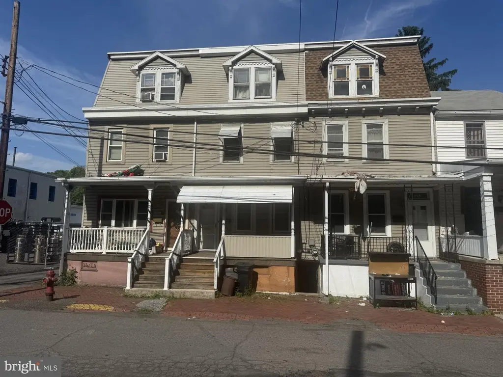 203 S Delaware Ave