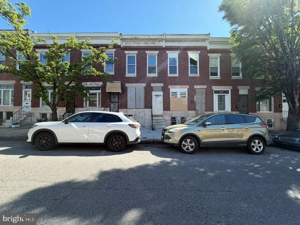 2425 Mcculloh St