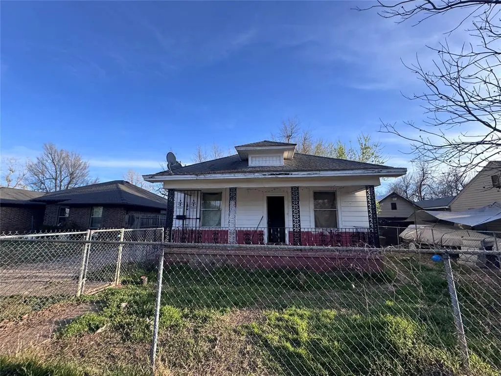 800 SE 49th St