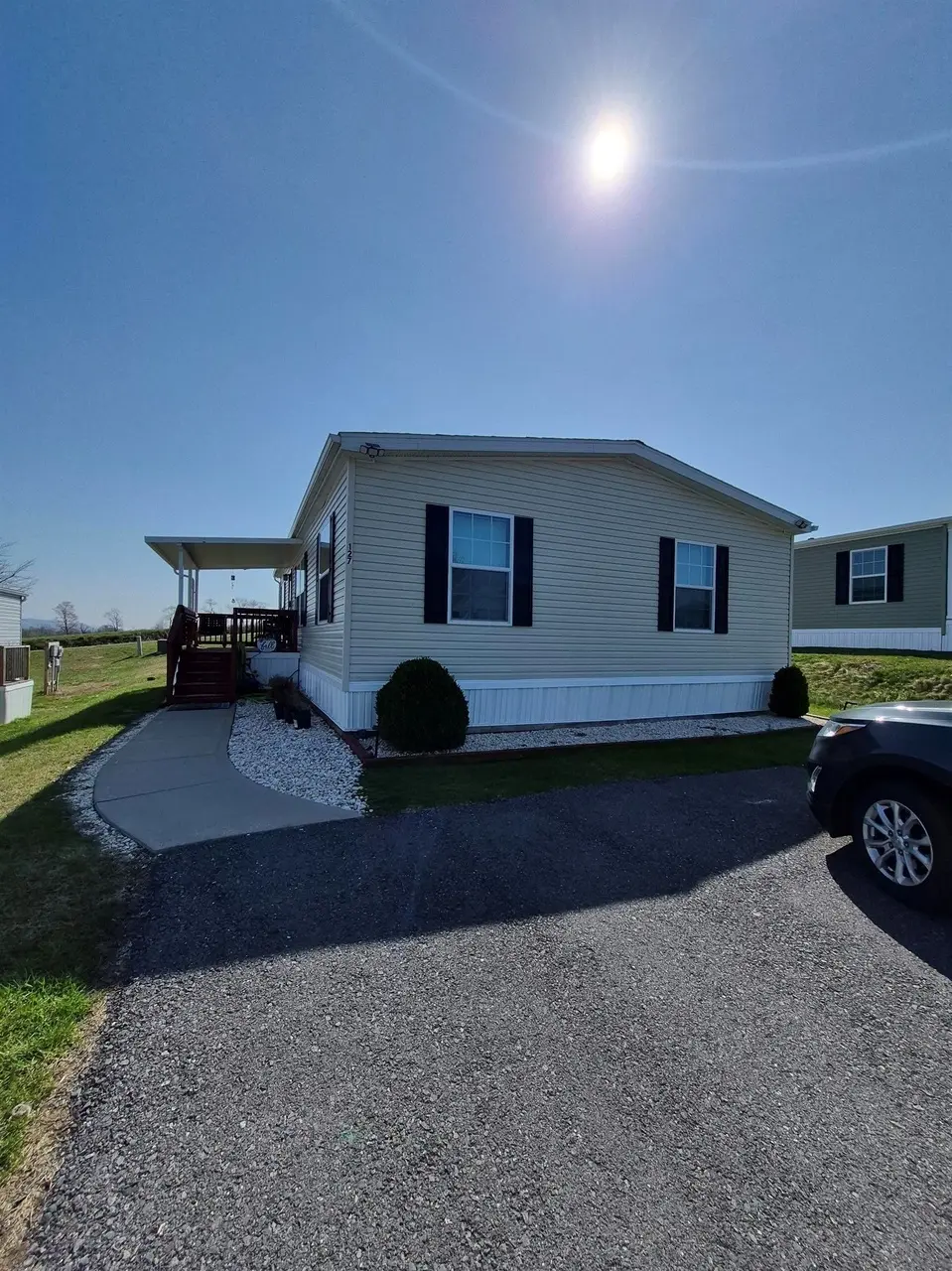 127 Starview Dr