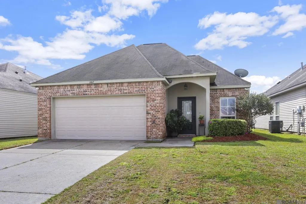11412 Rossow Ct