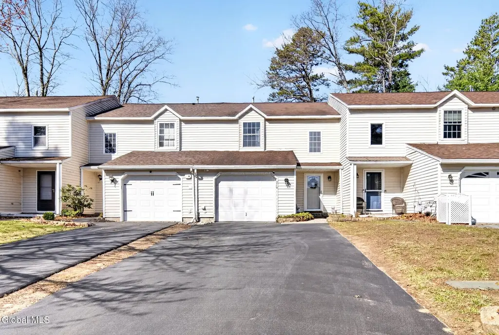 214 Whitetail Ct
