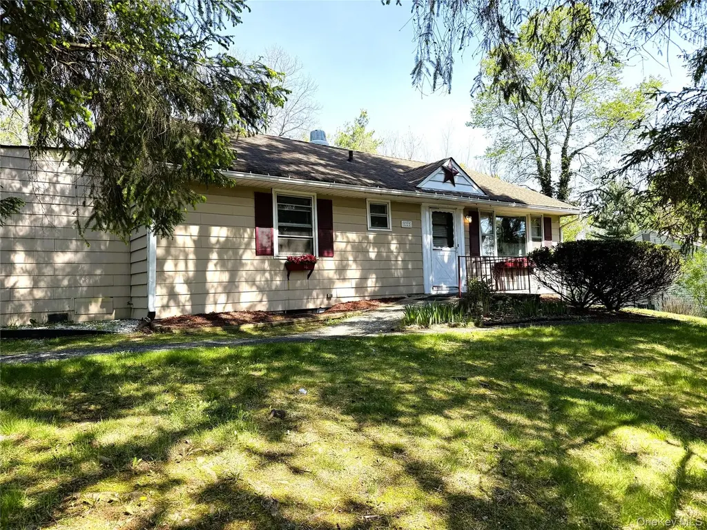 22 Archer Dr