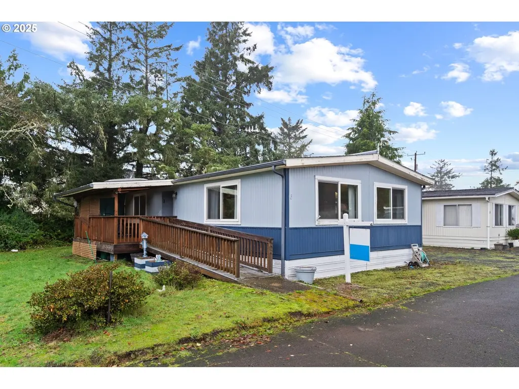2657 N Hwy 101 #6