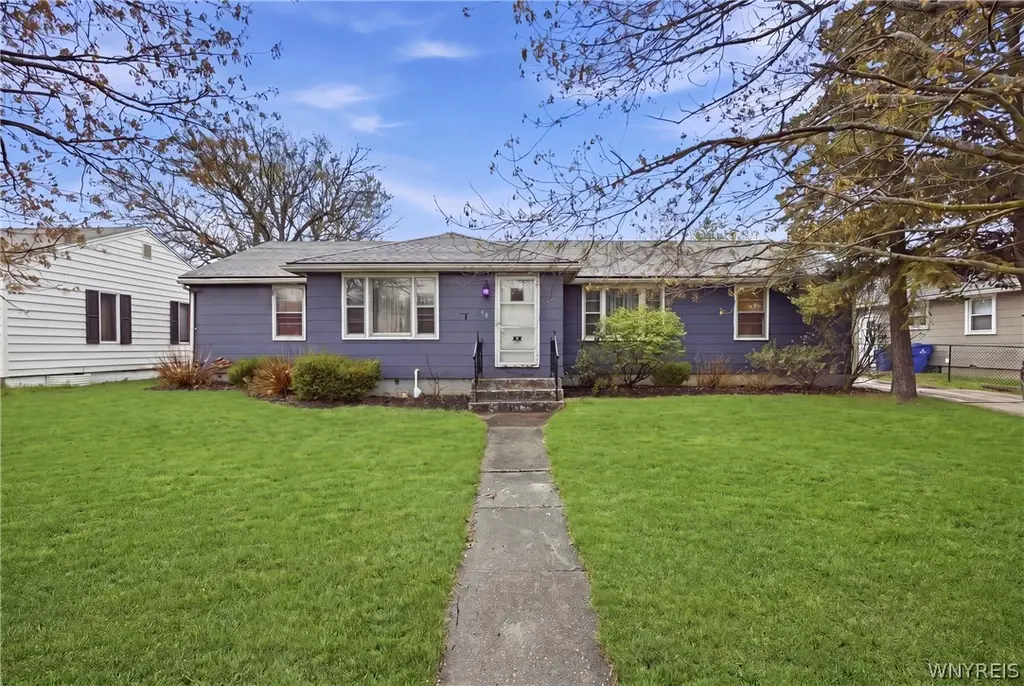 98 Frontier Dr