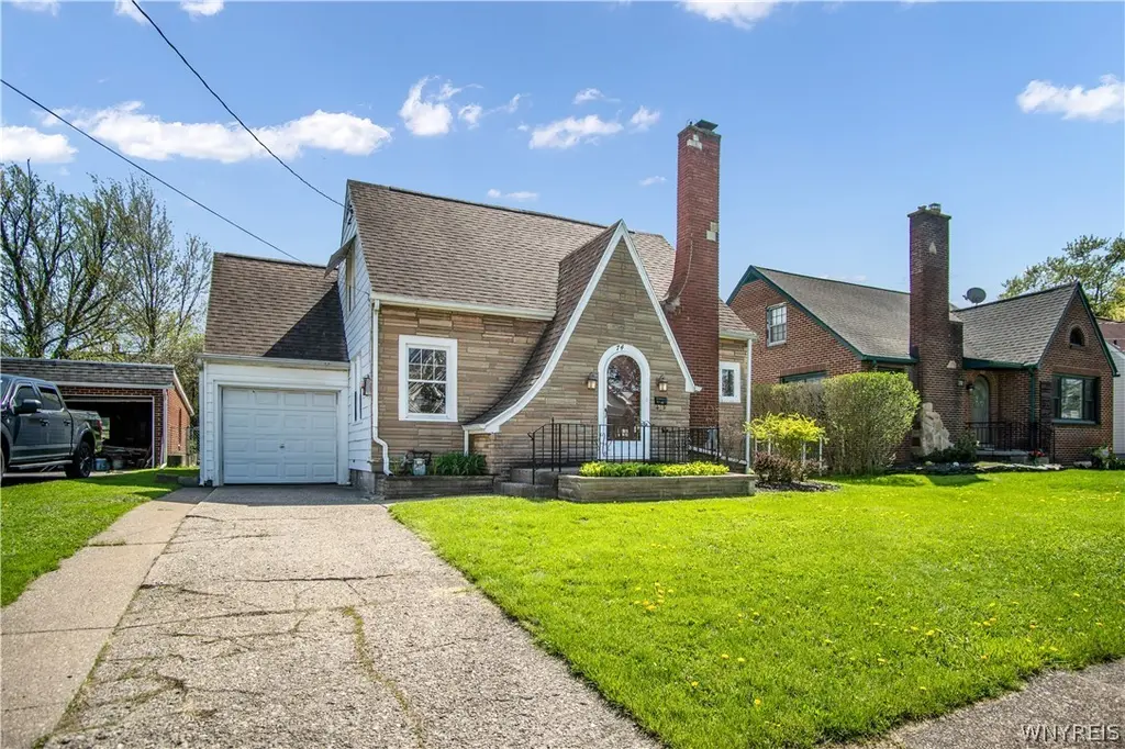 74 Linwood Ave