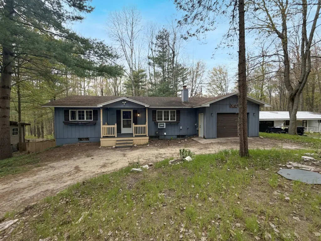 8281 Pine Tree Trl