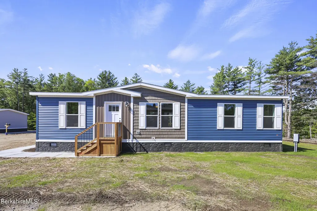 395 Cheshire Rd #101
