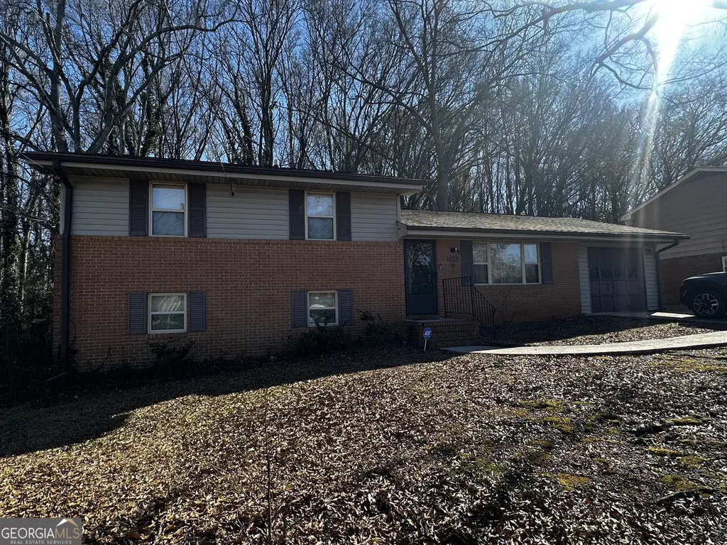6182 Graceland Cir