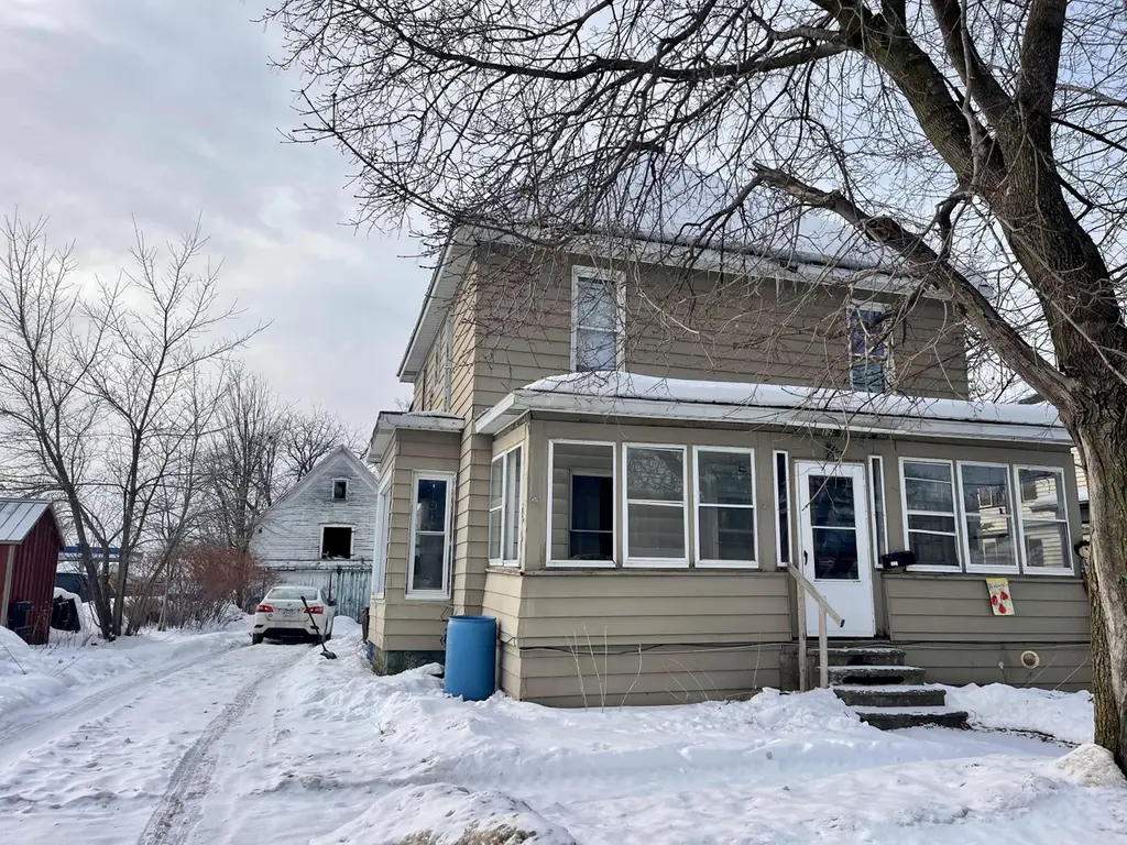 12 Raymond St
