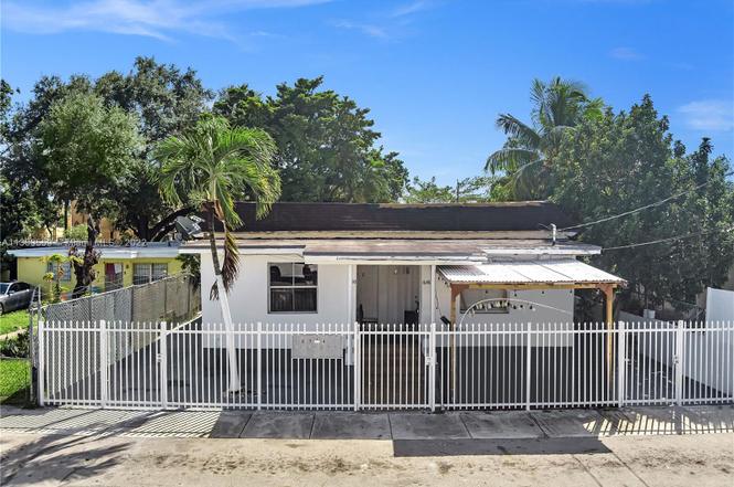 1648 NW 33rd St