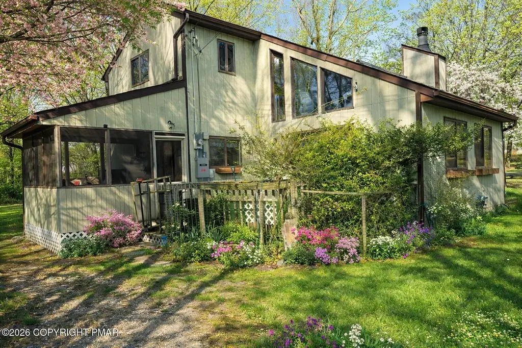 1119 Cranberry Dr