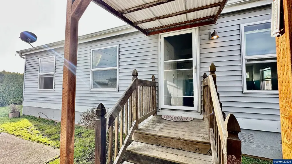 5422 Portland Rd NE Unit 117