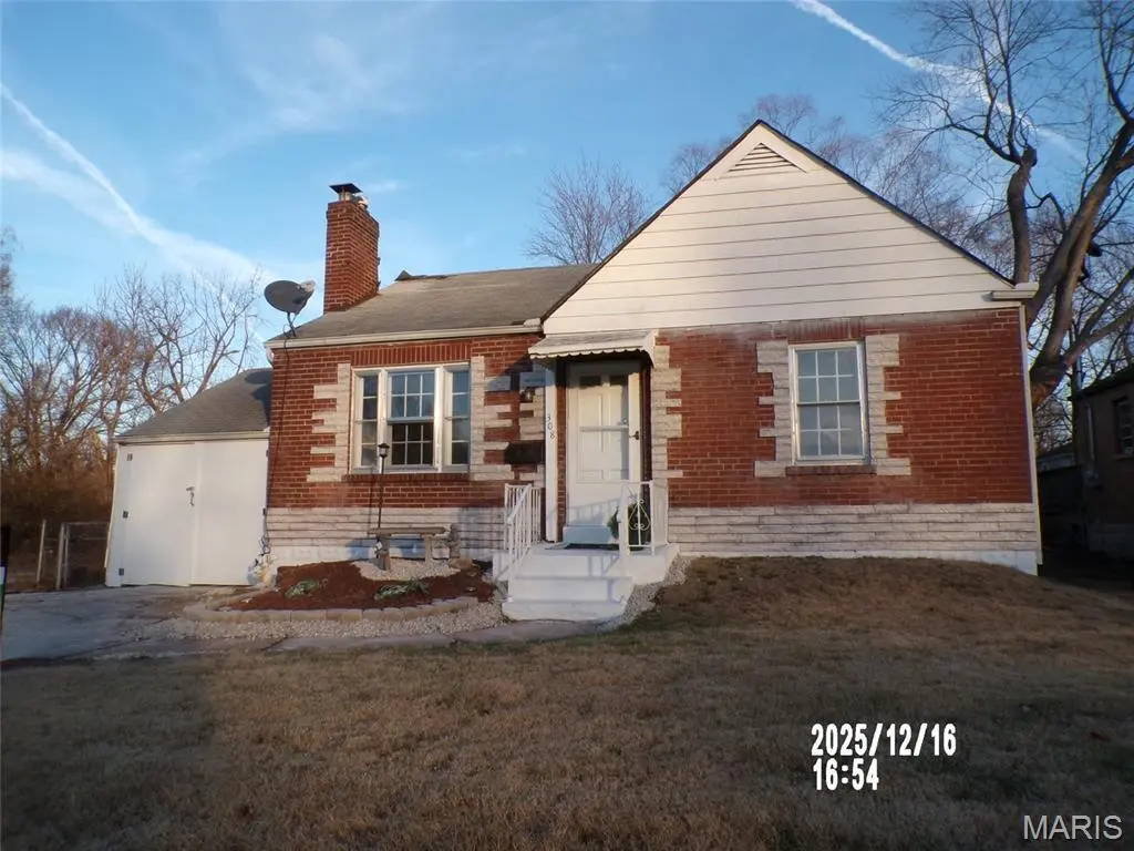308 Henquin Dr