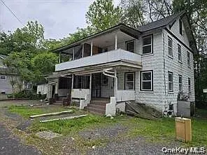 19 Tyrone Thomas Ln