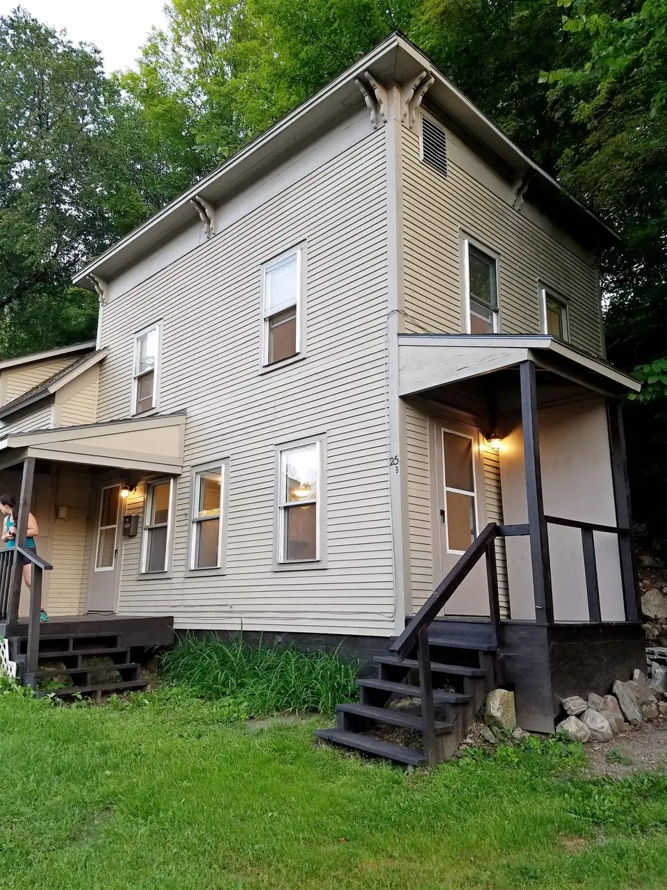 25 AB South St