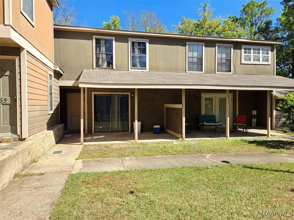1667 E Trinity Blvd