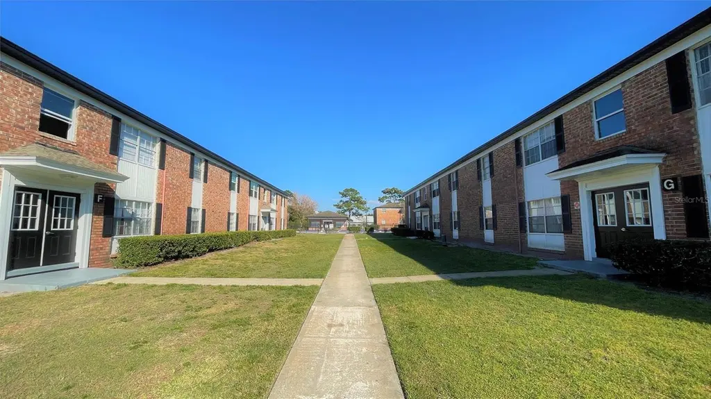 5317 Curry Ford Rd Unit O201