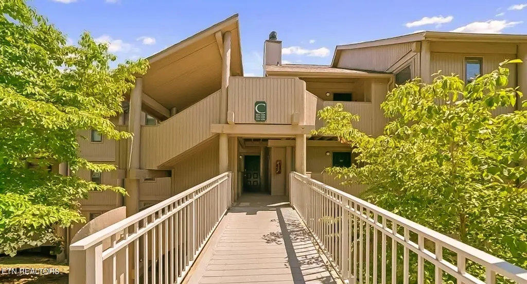 3710 Weber Rd Unit C203