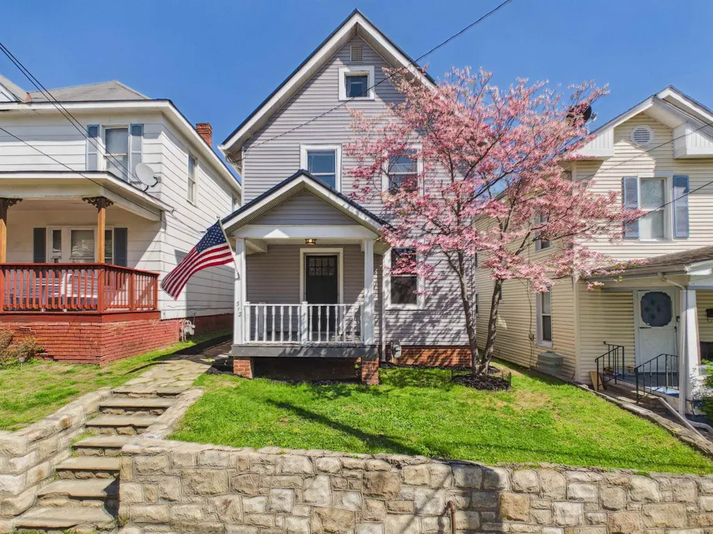 312 Davis St