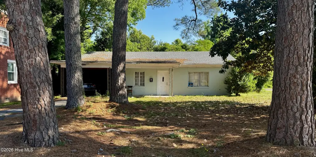706 E Lenoir Ave
