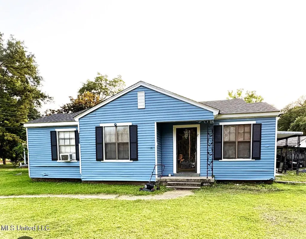 2 Oakwood Ln Ln
