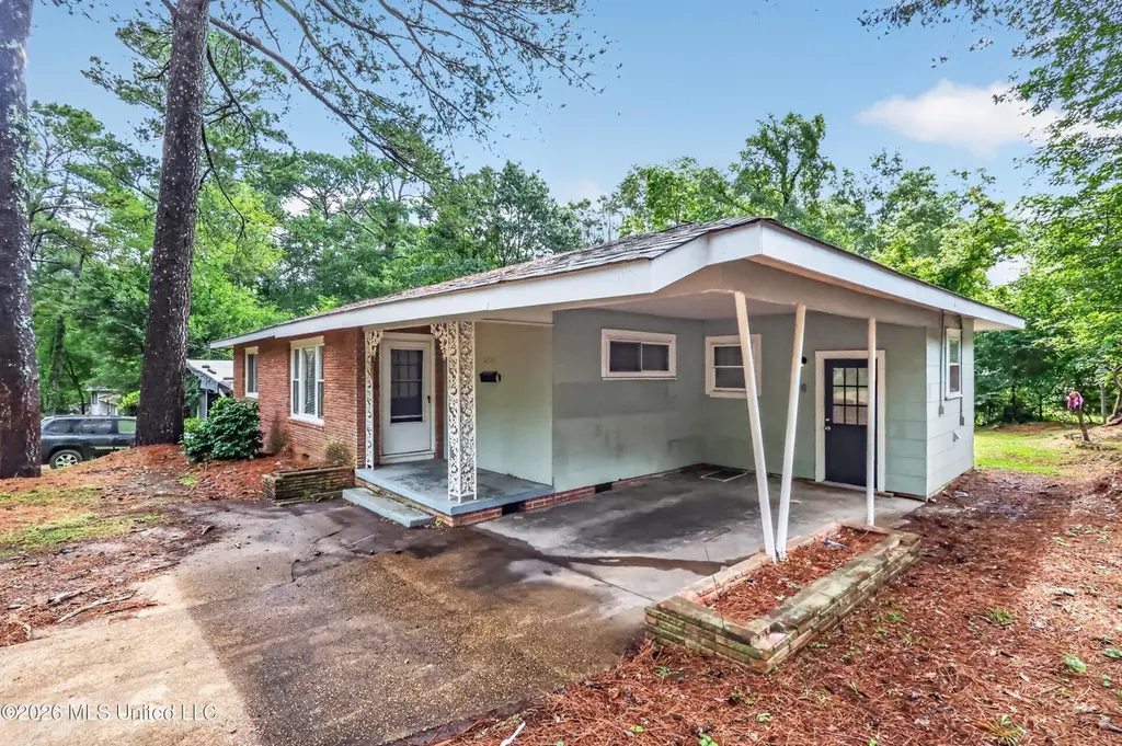 4336 Woodland Ave