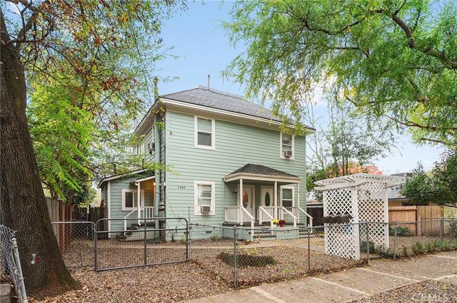 1636 Pine