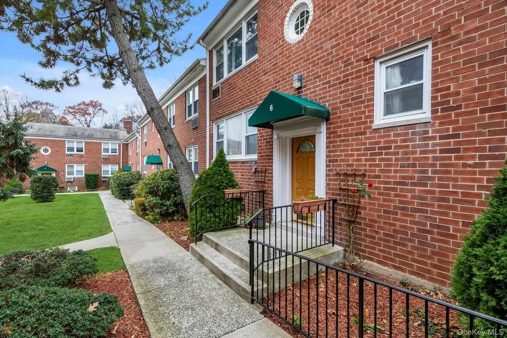 643 Pelham Rd Unit 6D