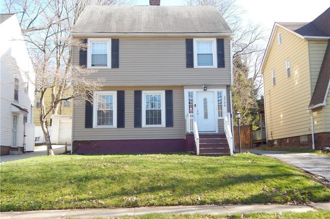 3738 Woodridge Rd