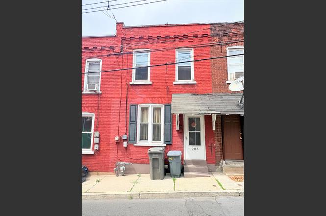 905 Mechanic St