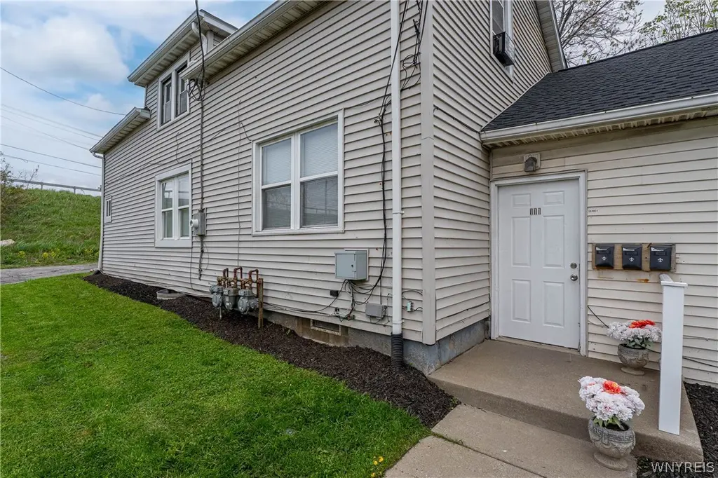 111 Pinehurst Ave