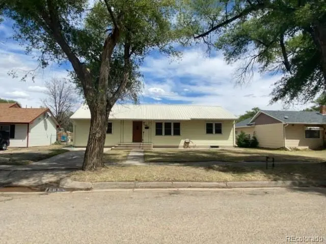 426 Poplar Ave