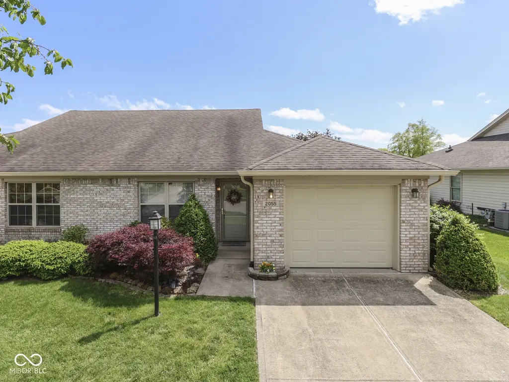 2055 Pelican Dr