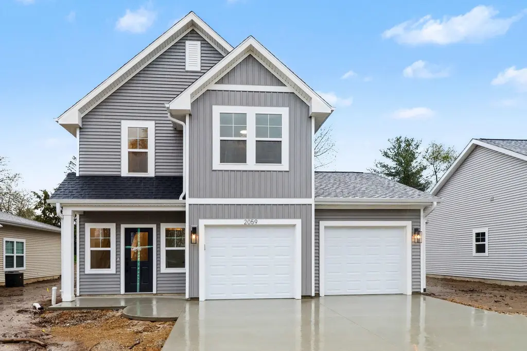2059 Topaz Ln