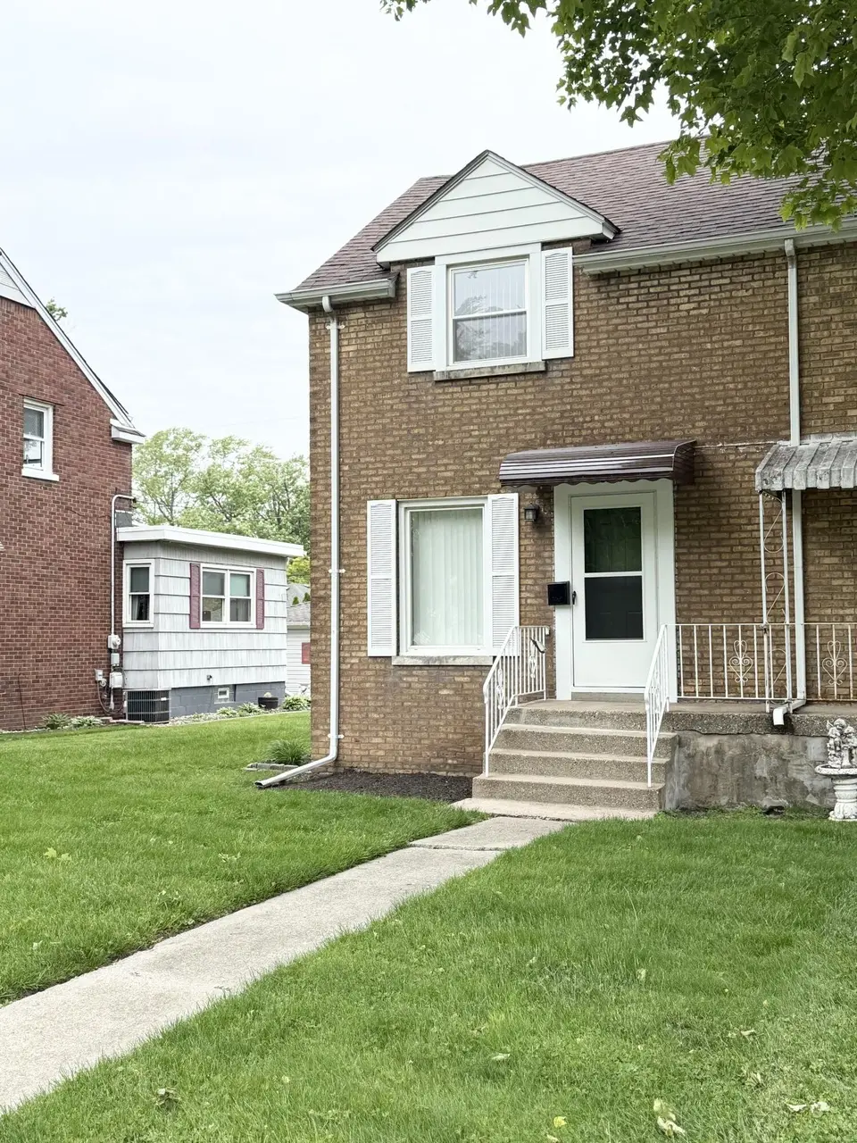 229 Broadmoor Ave