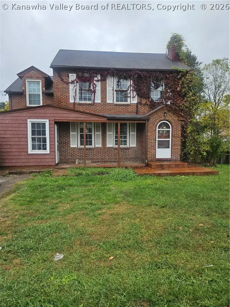 3213 Jackson Ave