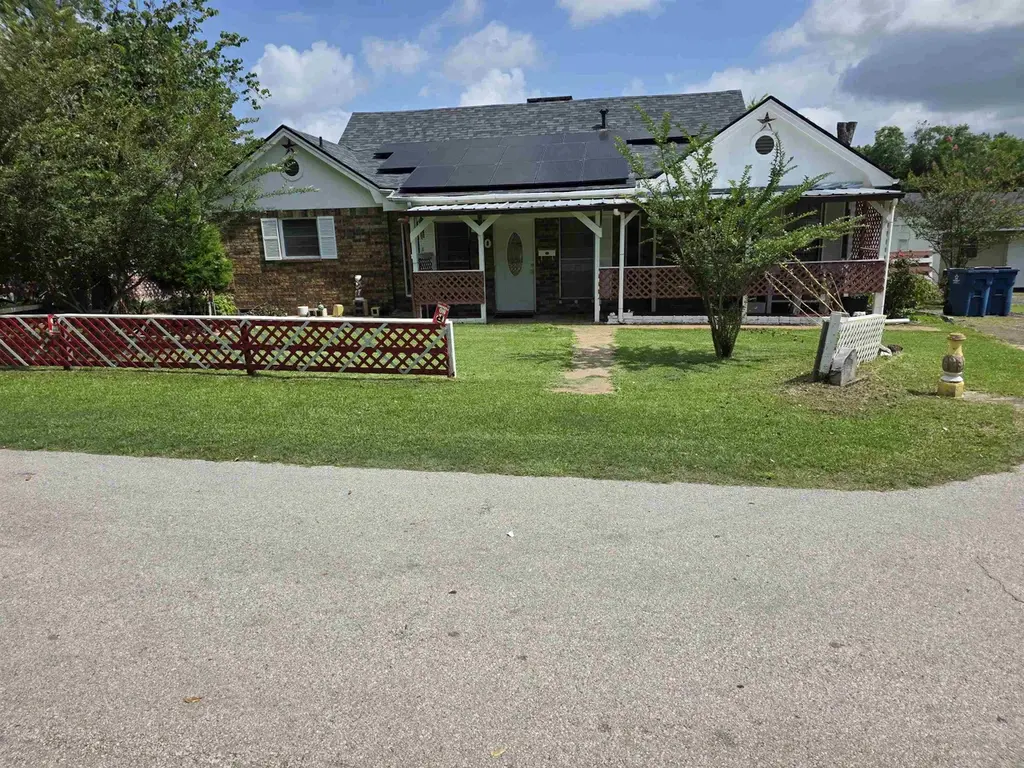 200 Rogers Ave
