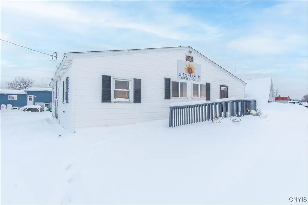 1034 Us Highway 11