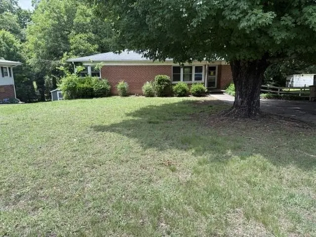 200 Peach St