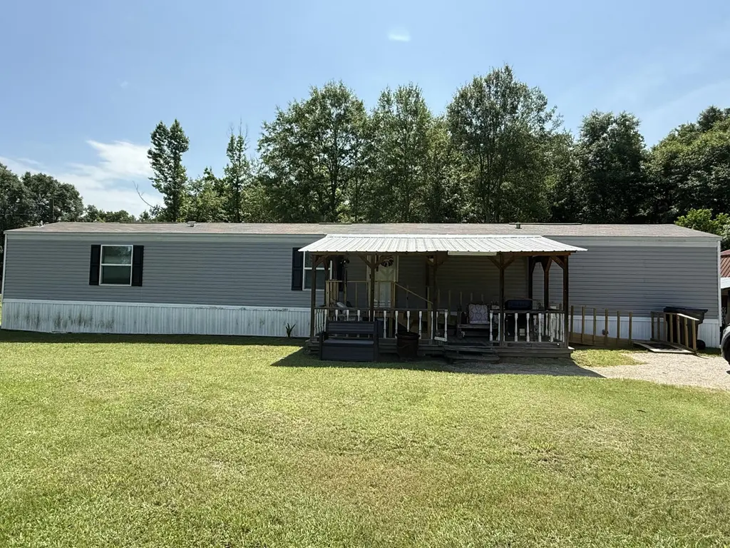 1069 Old Hwy 15