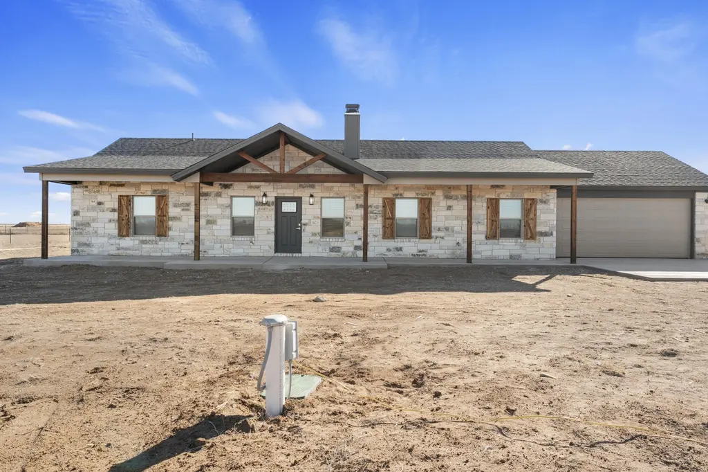 16706 N County Road 1200